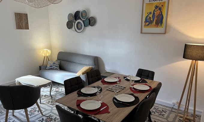 Lunas House | Village house La Rochonclière Bohème Chic 100m2 Patio and small exterior