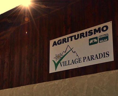 Roisan House | Village Paradis