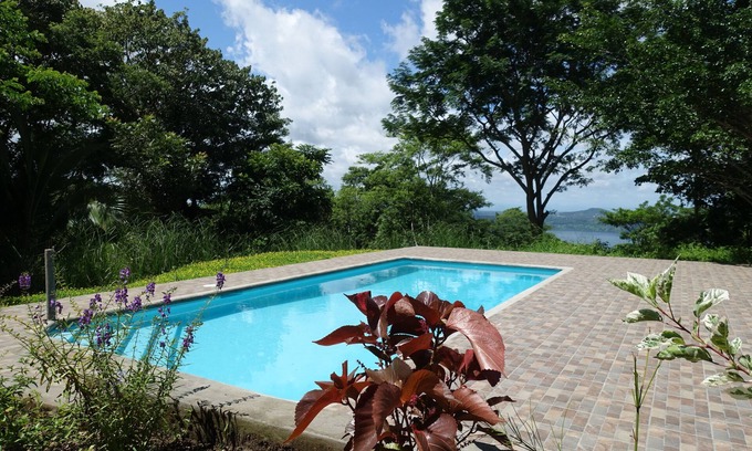 Masatepe House | VillasvistaMasaya, double detached bungalow with access to swimming pool