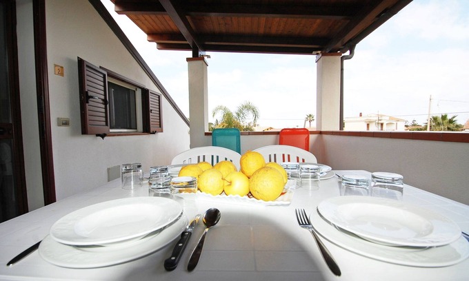 Piana Calzata Villa | VILLECEFALU. The terraces on the sea and nature