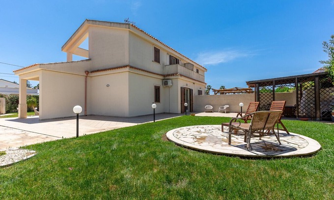 Punta Milocca Ski Chalet | Villetta al Mare della Fanusa by Wonderful Italy