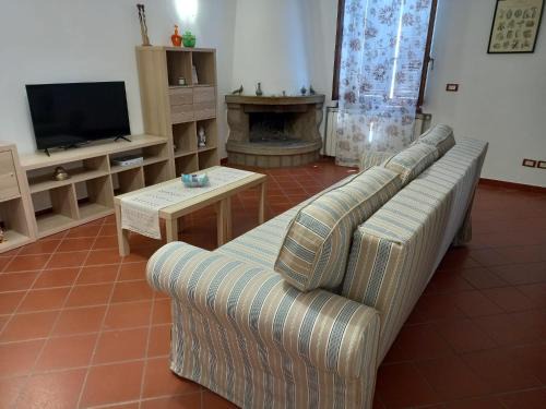 Castel del Piano House | Villino Anna