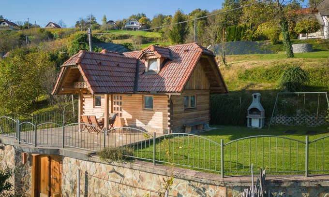 Srednje Grcevje House | Vineyard Chalet Hansel and Gretel, Otočec, Slovenia