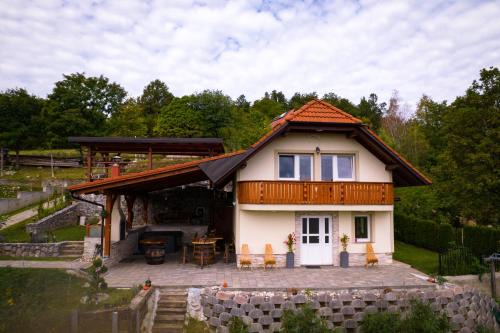Dvor House | Vineyard cottage Na hribu