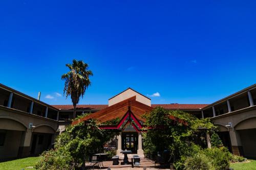 College Station Hotel | Vineyard Court Designer Suites Hotel