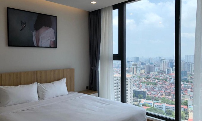 Ngoc Khanh Apartment | Vinhomes Metropolis Luxury Apartment 2 Br