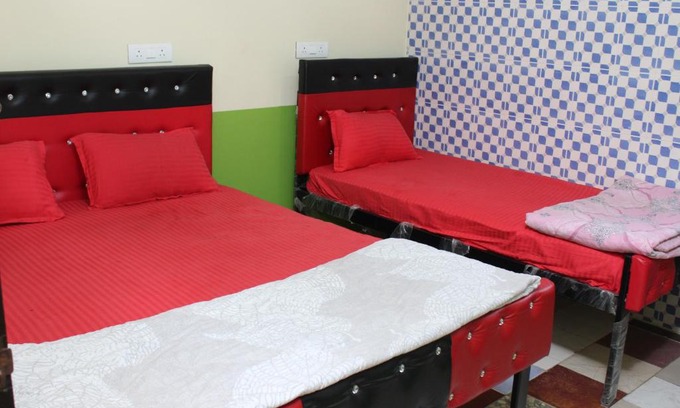 Dharavi Hotel | Vink Lodge