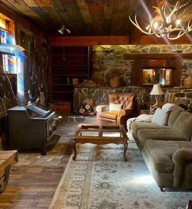 Sutter Creek Apartment | Vintage 1857~Stone & Beam Cellar