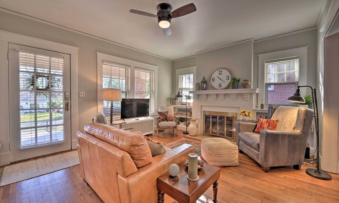 Greensboro House | Vintage Chic Cottage < 1 Mile to UNC Greensboro!