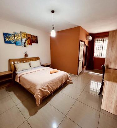 Trianon Bed & Breakfast | Vintage Lodge