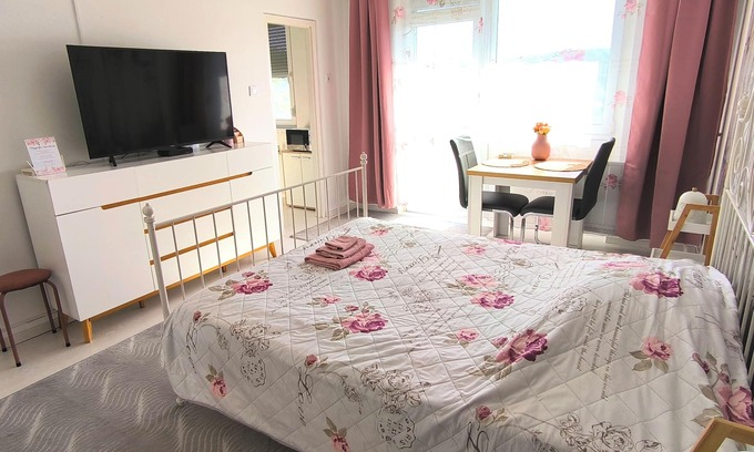 Hamor Apartment | Vintage love apartment in Miskolc - A piece of love