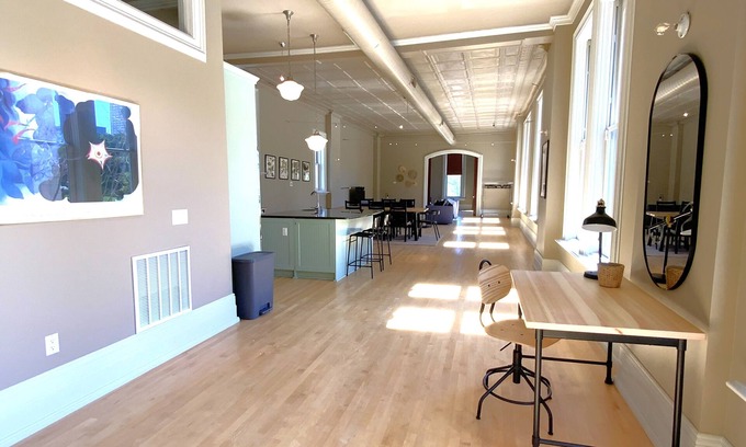 East Town Condo | Vintage Modern Vibe Condominium
