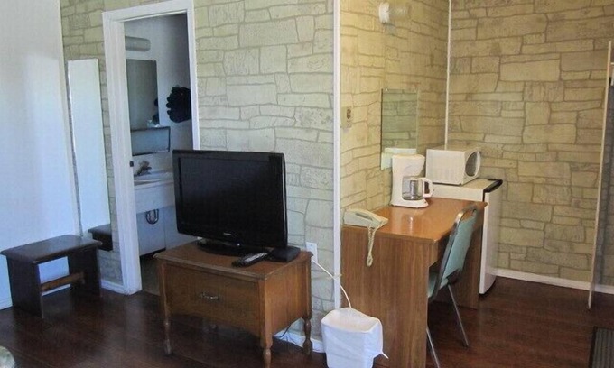 Virden Hotel | Virden Motel