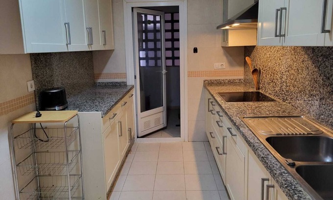 La Linea de la Concepcion Apartment | Vistahermosa Apartment