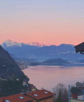 Argegno House | Vista Dolce Isola Lakeview Pool, Terrace & Garden apartment