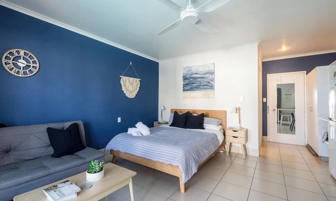 Dolphin Heads Apartment | Vista Sull'Aqua in the Resort