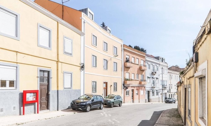 Santo Condestavel Apartment | Vita Portucale | Campo de Ourique River View 2E