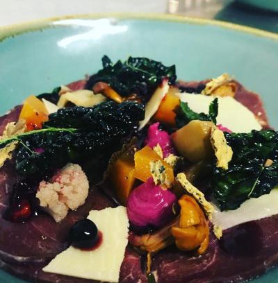 Sankt Olof Bed & Breakfast | Vita Stenen Rum och Restaurang