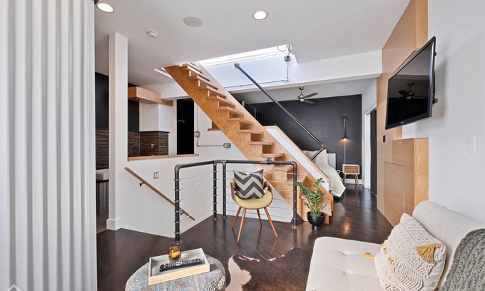 Wicker Park House | Vital Urban: Spa Inspired Retreat