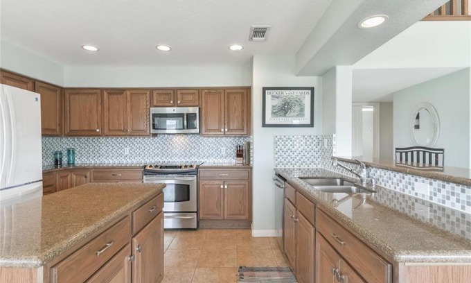 Pointe San Luis House | Vitamin Sea Retreat