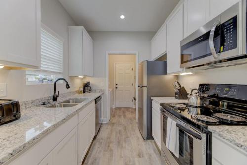 Cayce House | Viva Verde by Heartwood