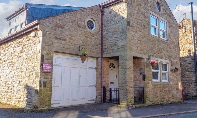 Ribchester Cottage | VIVE HOUSE, pet friendly, character holiday cottage in Ribchester