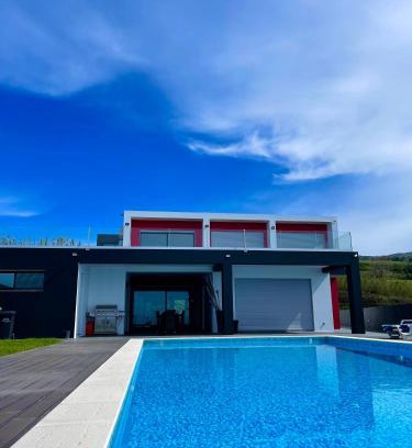 Ponta Delgada Villa | Vivenda Luxuosa