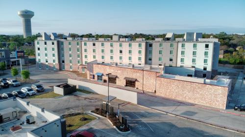 Redmond Terrace Hotel | voco College Station Aggieland by IHG