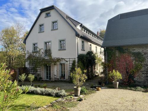 Lichtenau Apartment | Vorwerk Biensdorf