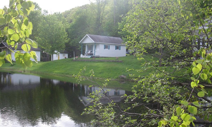 Lac Beauport Cabin | Vrbo Property