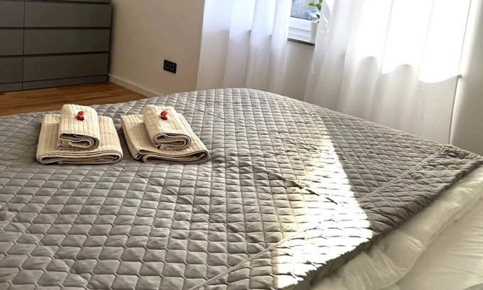 Roxheim Apartment | Vrbo Property