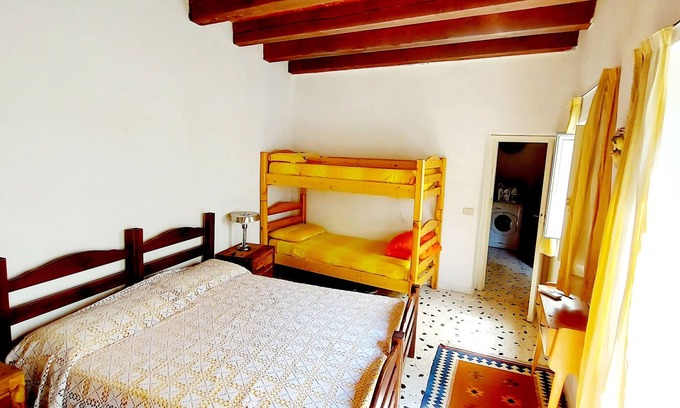 Centro Storico House | Vucciria's Yellow Cozy Room
