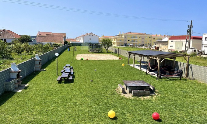 Atouguia da Baleia Villa | W.H.House/V2