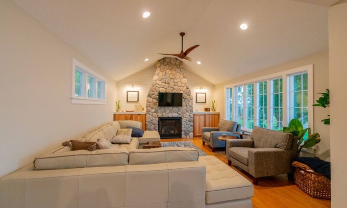 Waconia Cottage | Waconia Lakefront Cottage- dogs ok