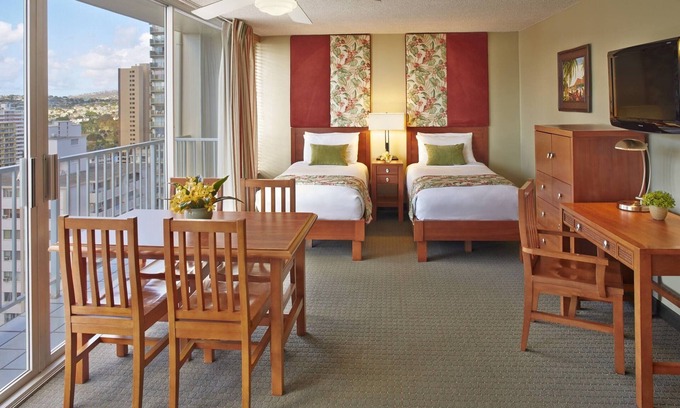 Waikiki Hotel | Waikiki 1BR Suites | 2 Twins & Kitchens | Pool Access | 2 Units