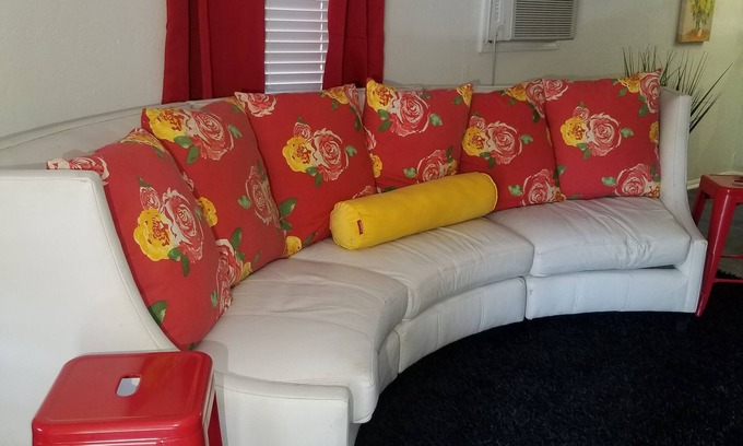 Wewoka House | Wake up in Wewoka!