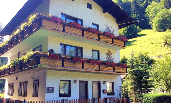 Schwarzenbach an der Pielach Bed & Breakfast | Waldblick Landhaus B&B