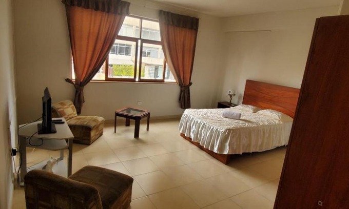 Leuro Bed & Breakfast | Waldorf