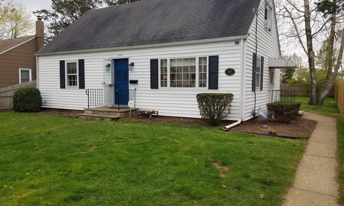 Pipes Cove House | Walk to Beach and Greenport Village, Two King Beds