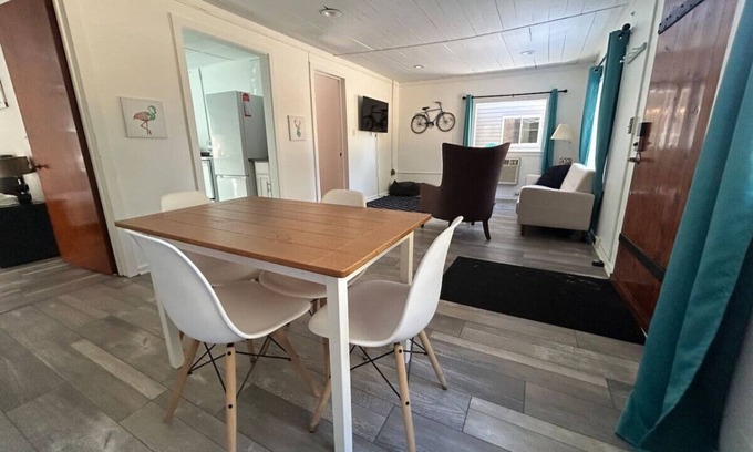 Applegate Cabin | Walk to beach, 2BR, A/C