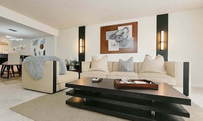 Uptown Condo | Walking Distance to Galleria | 2BR/2BA