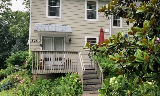Downtown Eastside House | Walking Distance To Virginia Tech And Downtown