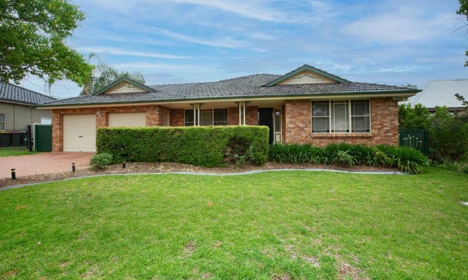 Hillvue House | Waltzing Matilda
