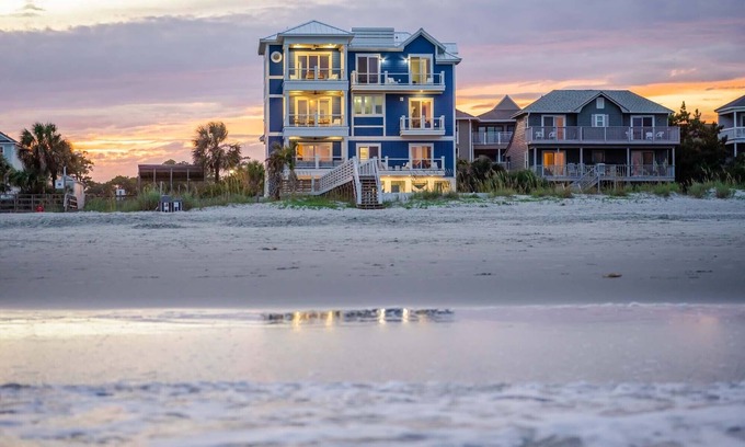 Surfside Beach House | Wander Surfside Beach