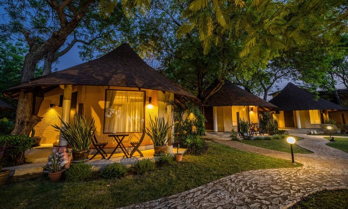 Sattahip Hotel | Warasin Resort