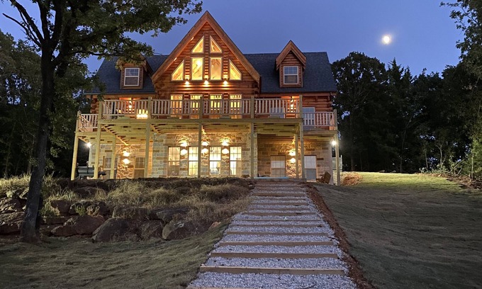 Lake Kiowa House | Warhorse Ranch