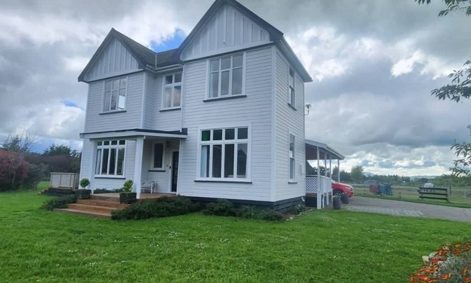 Solway Bed & Breakfast | Warm and welcoming, private one bedroom on a lifestyle property.