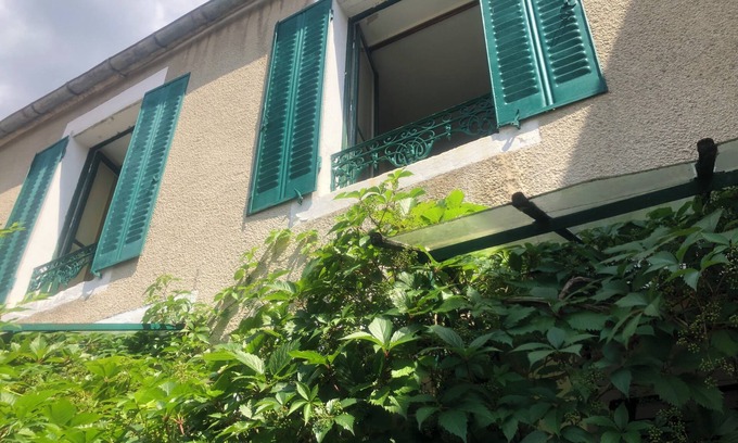Chatel-Censoir House | Warm house, free wifi, private garden with flowers, 20 min. from Vézelay.