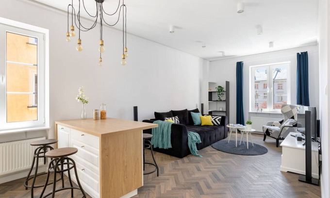 Old Town Apartment | Warsaw Stylish Old Town Apartment