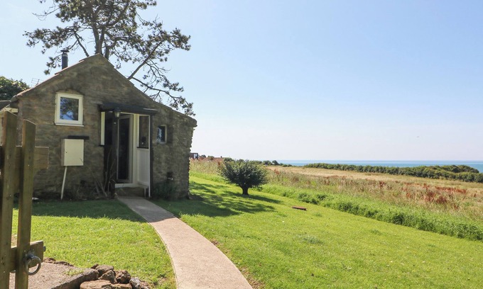 West Bexington Cottage | WASHINGPOOLS, pet friendly, with open fire in West Bexington